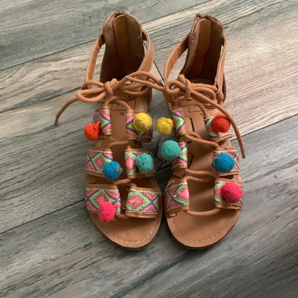 Size 12 gap sandals